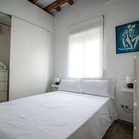 Centrico Atico En Madrid By Bebalmy Apartment Exterior photo