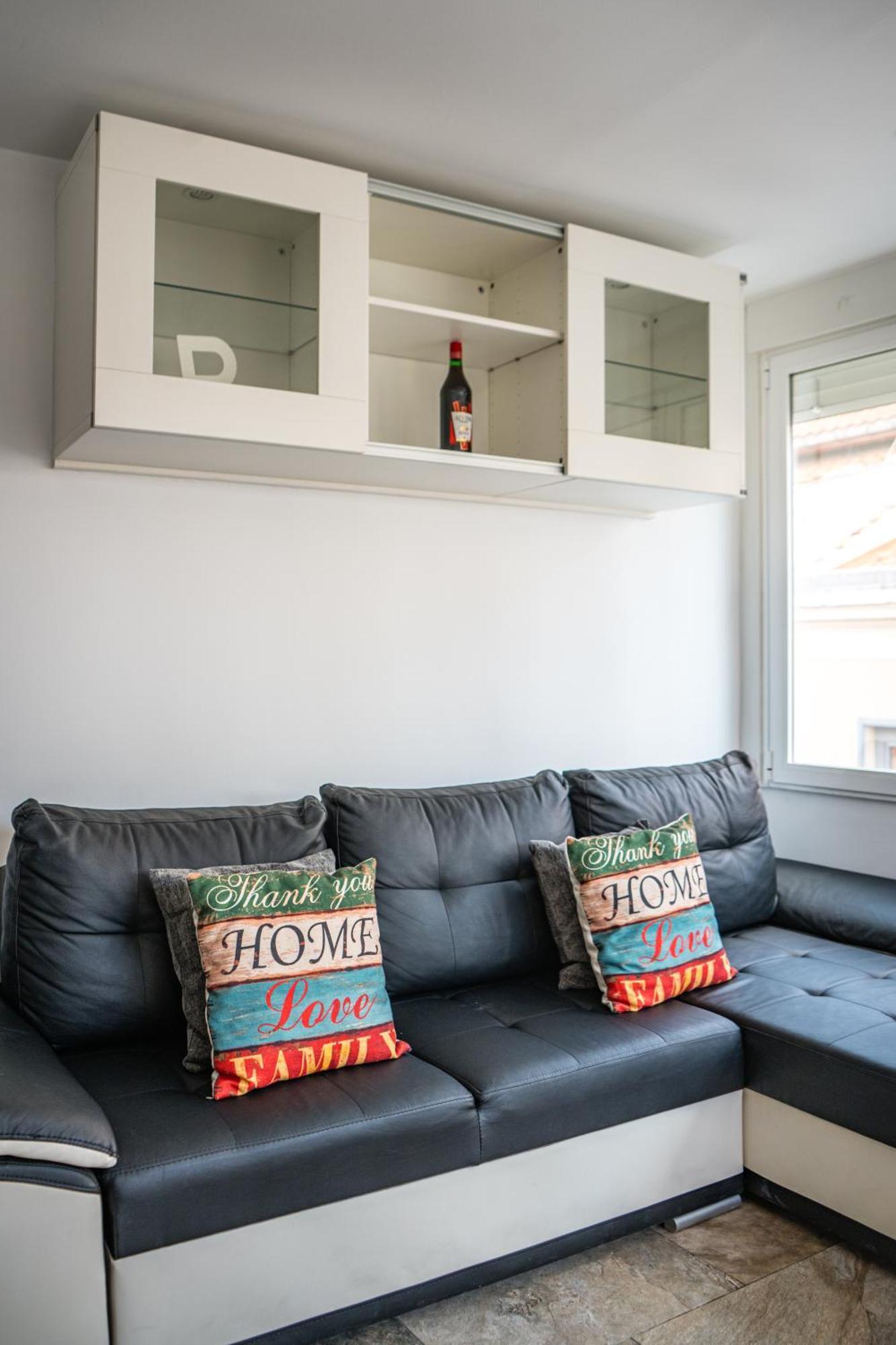 Apartamento Centrico Atico En By Bebalmy Madri